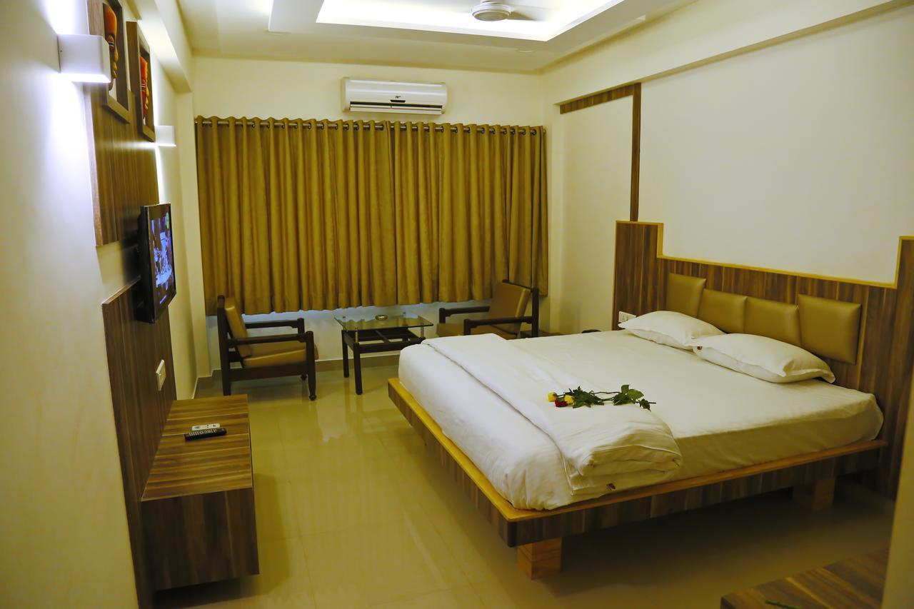 Hotel Sivaranjani Erode Exterior photo